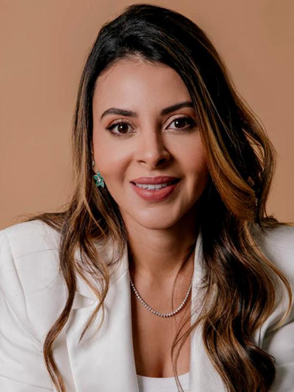 FORESIGHT: A Liderança que Navega Futuros, Não Promete Previsões